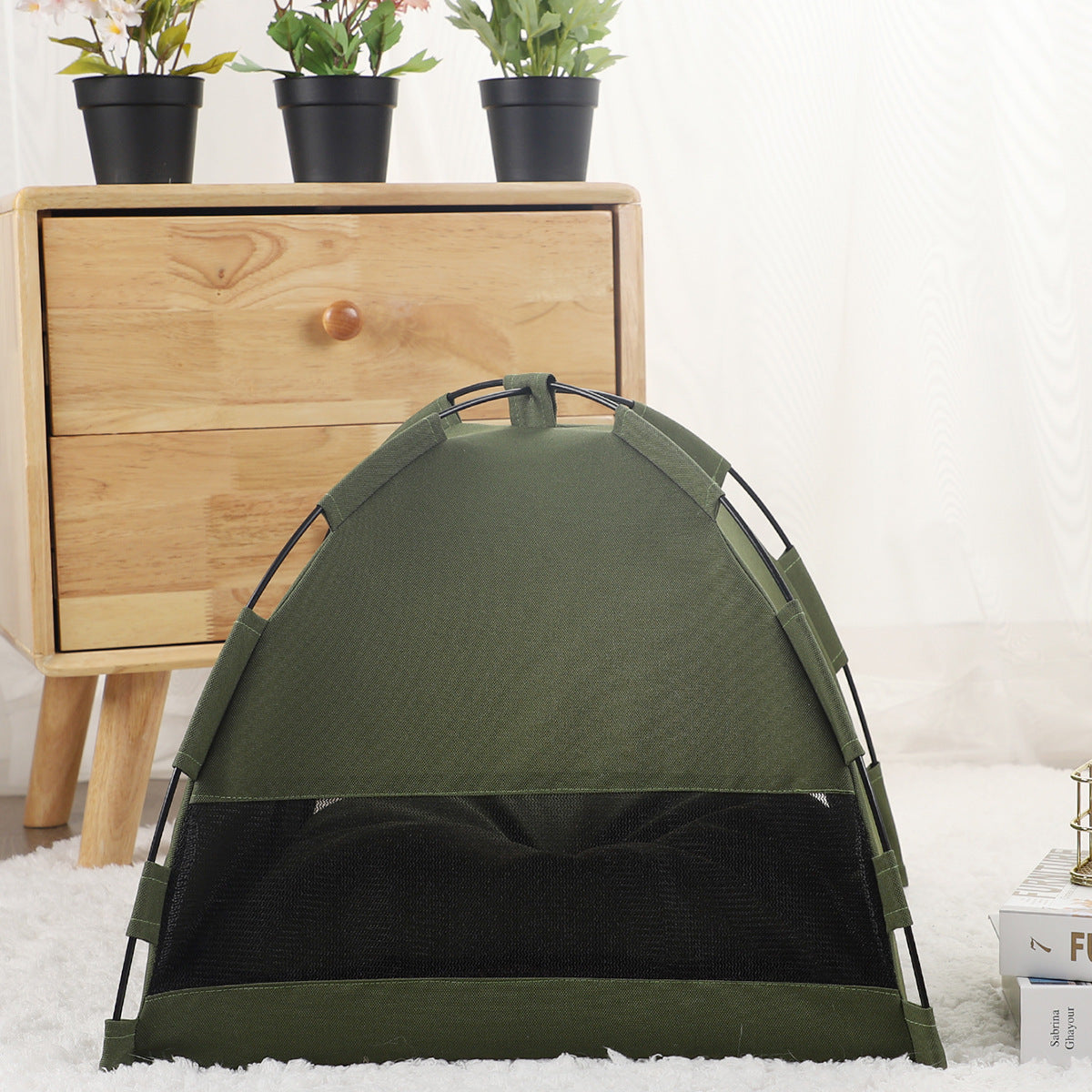 Cozy Pet Tent with Cooling Pad